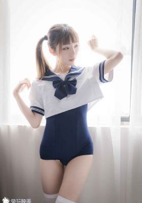万斯