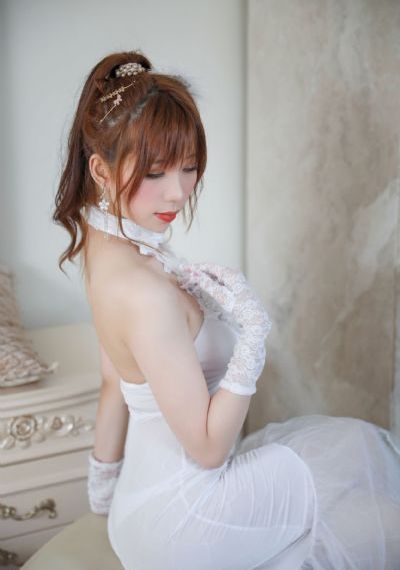 性乳燕三级在线观看