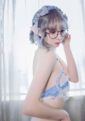 揉啊嗯～出水了动漫触手